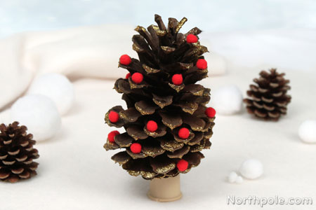 How to Make Pine Cone Christmas Trees - Cottage at the Crossroads